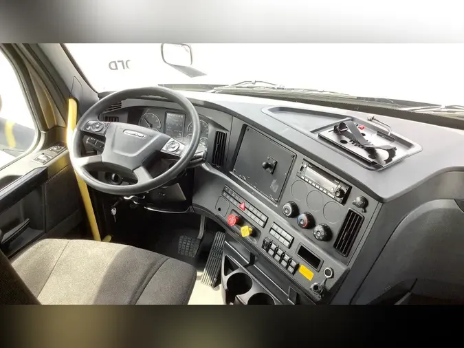 2025 Freightliner Cascadia 12601876e67a5a704ec1d4c7ceeb0d3bc1f