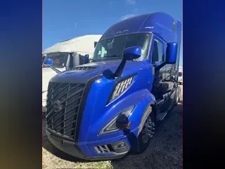 2026 VOLVO TRUCK VNL64TV04