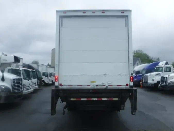 2019 FREIGHTLINER M2 106