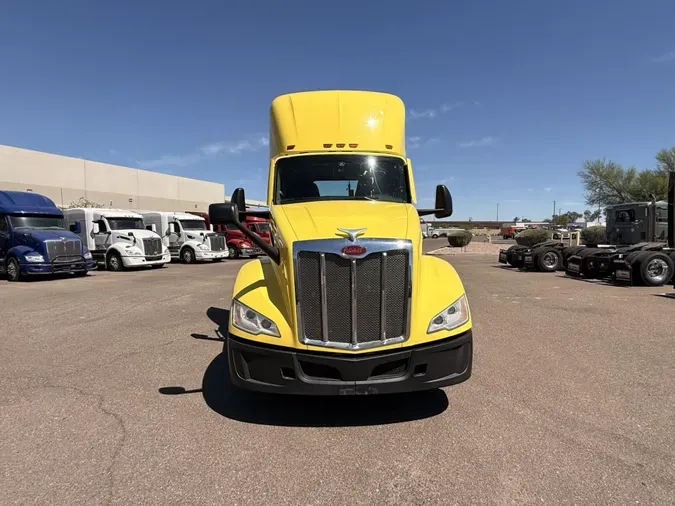 2023 Peterbilt 5790196b4016c81a1f8690deecd8ea6379f