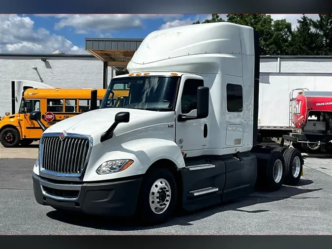 2022 INT LT625 6x4