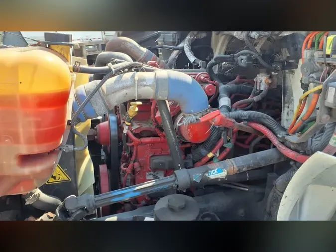 2019 NAVISTAR INTERNATIONAL 4300