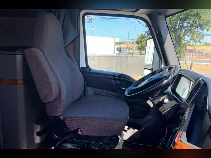 2022 INT LT625 6x4