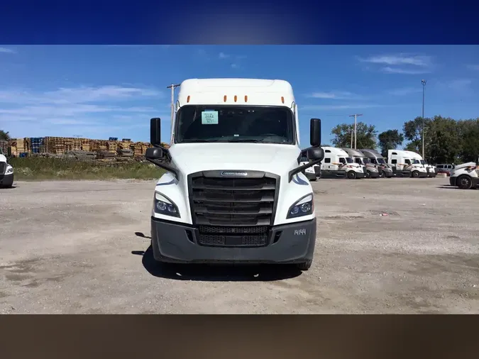 2022 Freightliner Cascadia 12601a5dda7f72502a5fc3470bffaec8e81
