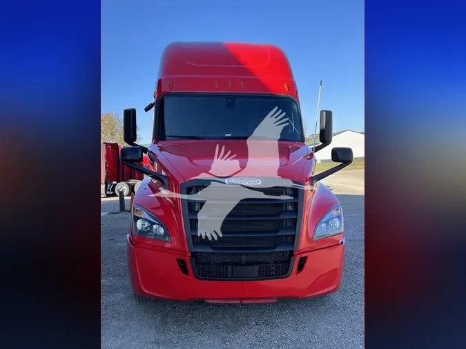 2020 FREIGHTLINER CASCADIA 126