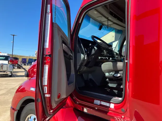 2020 Kenworth T680