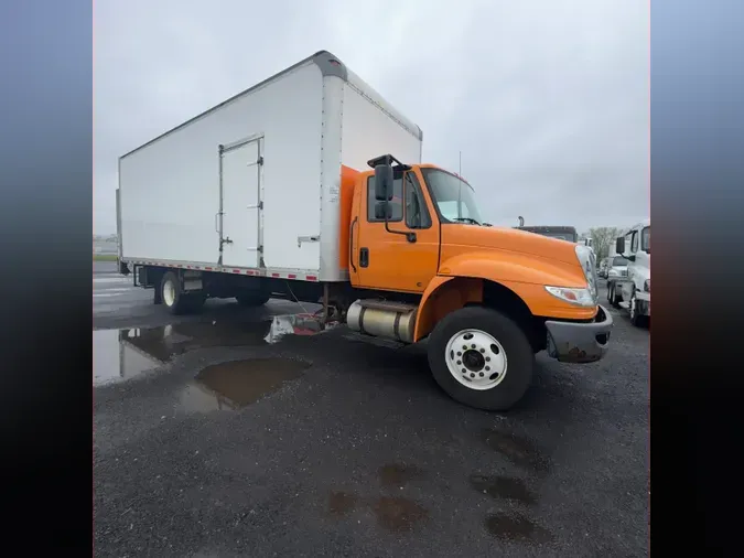 2019 NAVISTAR INTERNATIONAL 4300