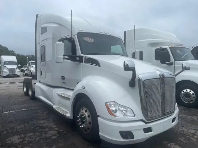 2022 Kenworth T680