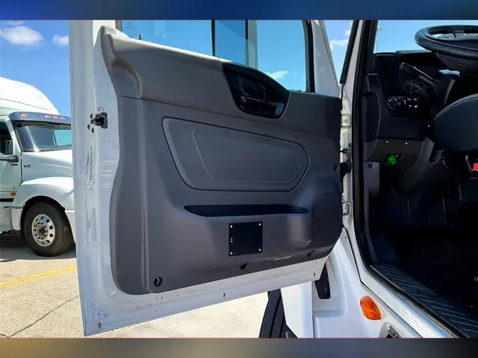2019 INT LT625 6x4