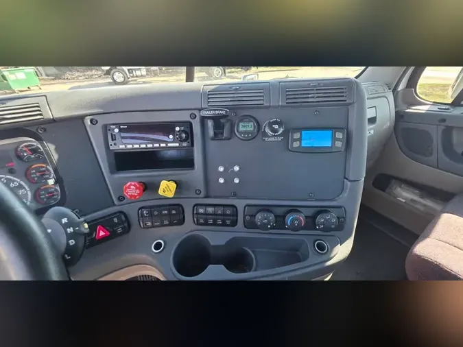 2019 FREIGHTLINER/MERCEDES CASCADIA 11301c1f97195c3ed3fb0d22e8ac31c100b