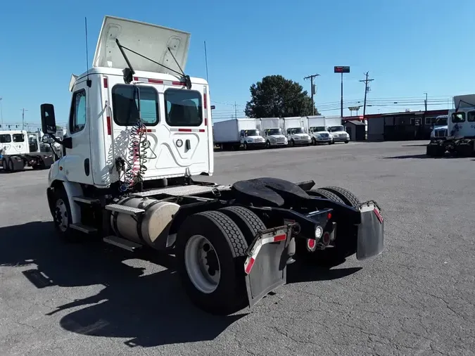 2019 FREIGHTLINER/MERCEDES CASCADIA 11301c89a579e58544aa5ea5f5f7459b5e2