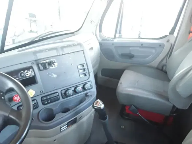 2019 FREIGHTLINER/MERCEDES CASCADIA 113