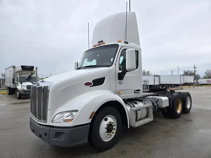 2016 Peterbilt 57901d16de005be8a881d2318bcaef17ab1