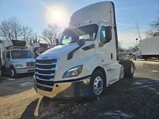 2019 FREIGHTLINER/MERCEDES NEW CASCADIA 116