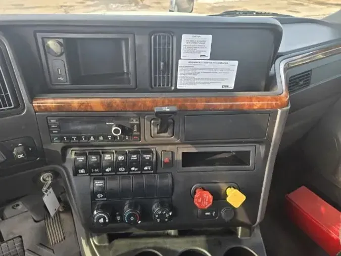 2022 International LT62501d31f523e1c8e1a262d8fb8c0cac752