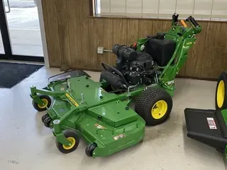John Deere W61R