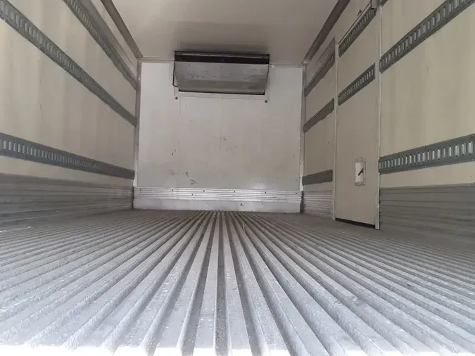 2019 FREIGHTLINER/MERCEDES M2 106