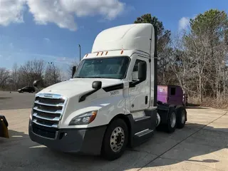 2021 FREIGHTLINER CA126