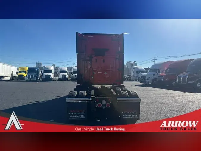 2020 FREIGHTLINER CASCADEVO1