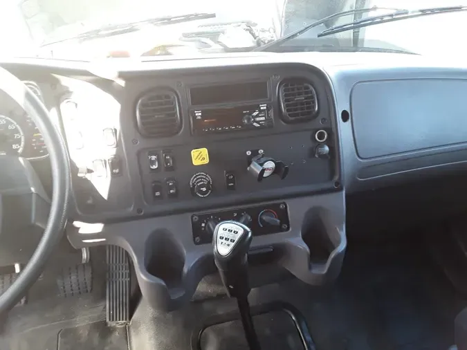 2019 FREIGHTLINER/MERCEDES M2 112