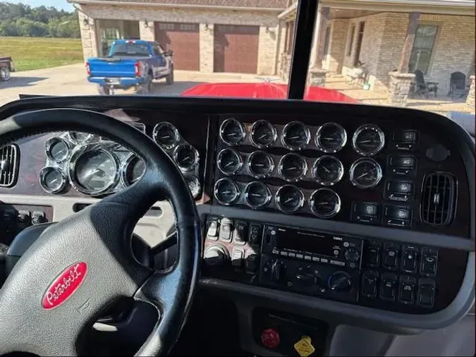2022 Peterbilt 38901da3d8bf165e67c3d0b775f4d4bbb7d