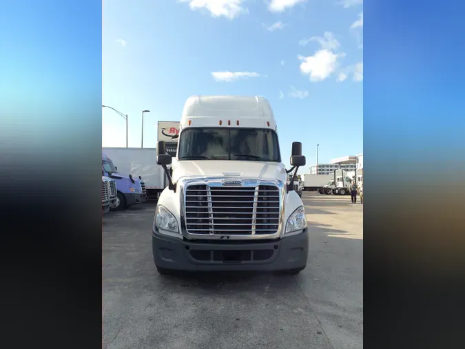 2020 FREIGHTLINER/MERCEDES CASCADIA 125