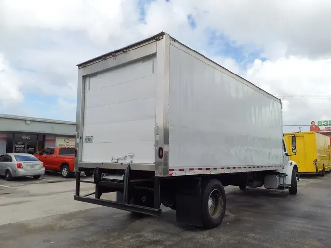 2018 FREIGHTLINER/MERCEDES M2 106