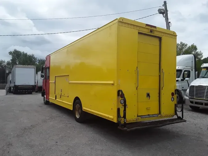 2016 FRTLR CUSTOM CHASSIS CORP MT55