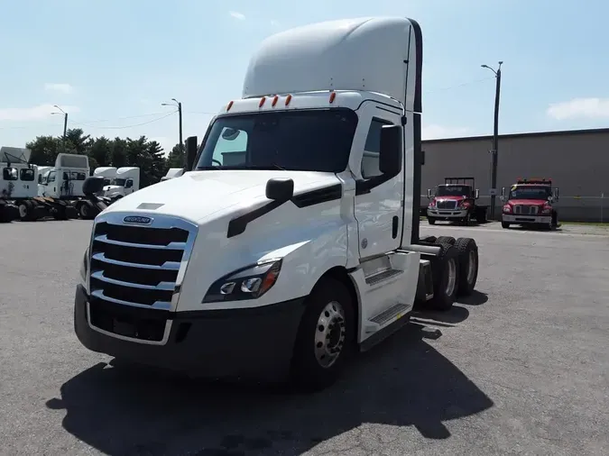 2022 FREIGHTLINER/MERCEDES NEW CASCADIA PX1266401e8db038d23724848ac495dd16f383b