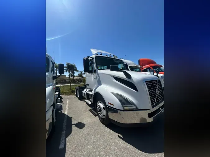 2019 VOLVO VNL64T-30001ea194df78323672515fb0bf06e0d1e