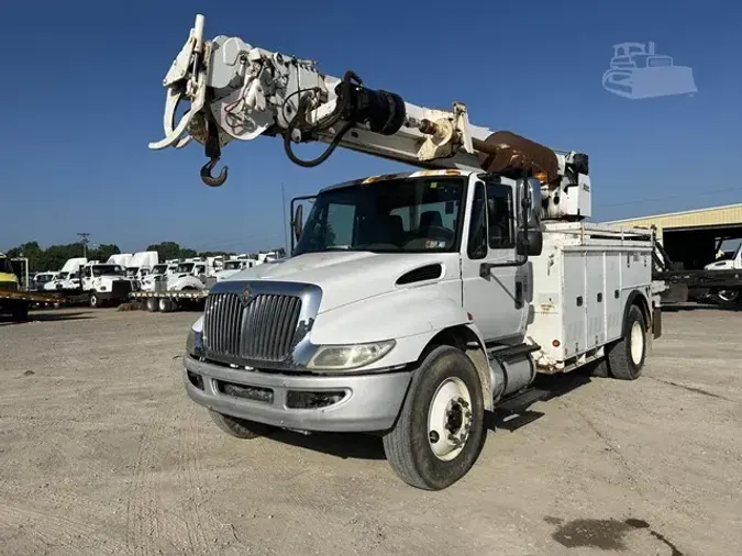 2013 ALTEC DM47BTR
