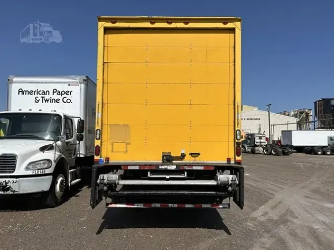 2013 INTERNATIONAL DURASTAR 4300