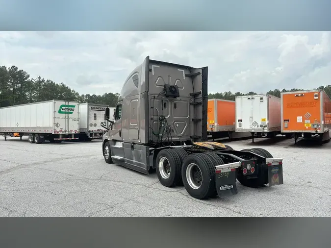 2023 Freightliner Cascadia 12601ee44fbd9c36bd5e74289e61d3a2f54