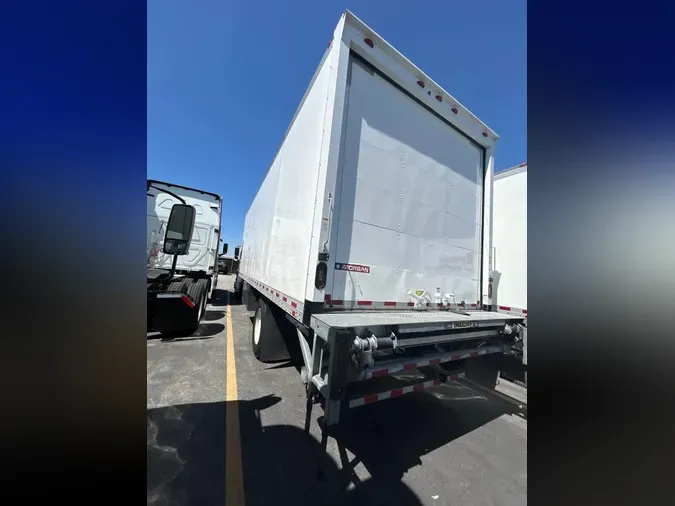 2019 FREIGHTLINER M2 106