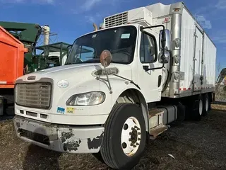 2014 FREIGHTLINER BUSINESS CLASS M2 106