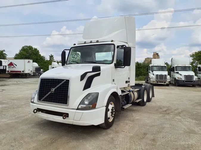 2016 VOLVO VNL64TRACTOR01f46d8d539092aba3dc9522409138e3