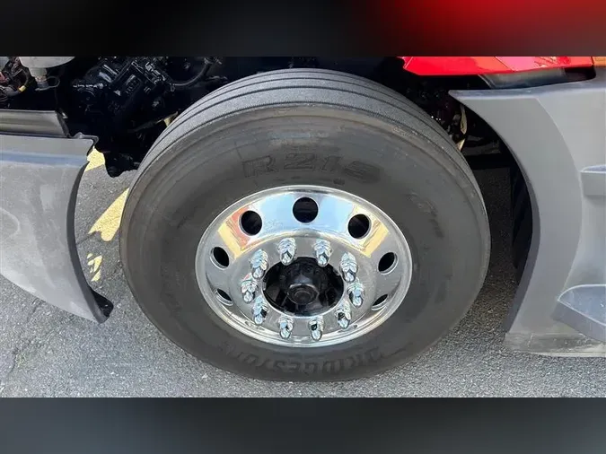 2022 FREIGHTLINER CA126