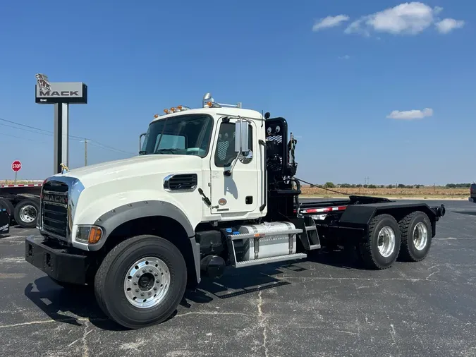 2025 MACK GR64FT01f5409e925a436e0d4356ec085cda30