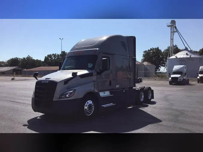 2025 Freightliner Cascadia 12601f7ac89ef214b3480ec2b5e20b7e36d