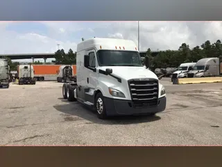 2019 Freightliner Cascadia 126