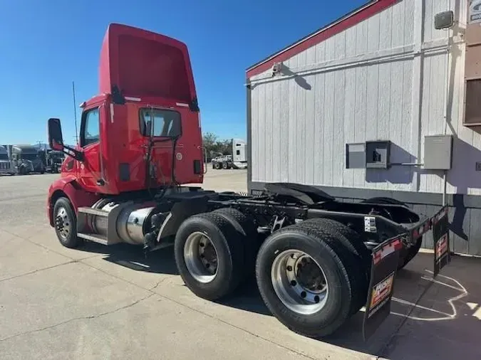 2020 Peterbilt 579