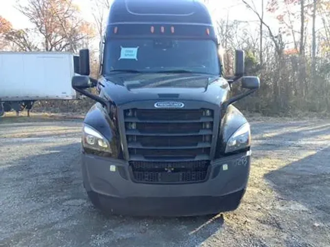 2023 Freightliner Cascadia