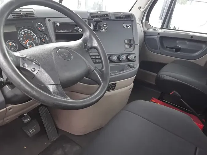 2018 FREIGHTLINER/MERCEDES CASCADIA 125