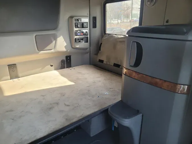 2022 International LT625