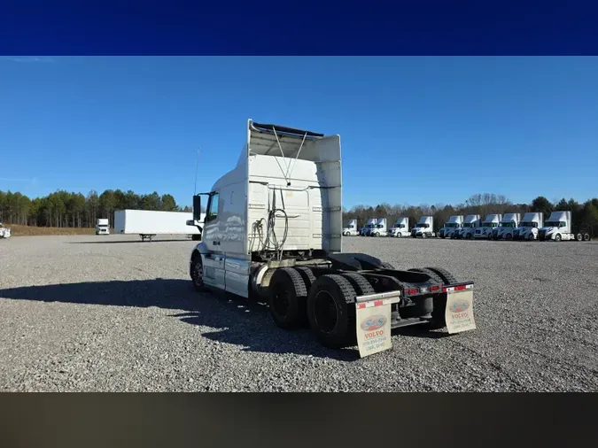 2020 Volvo VNR64T640