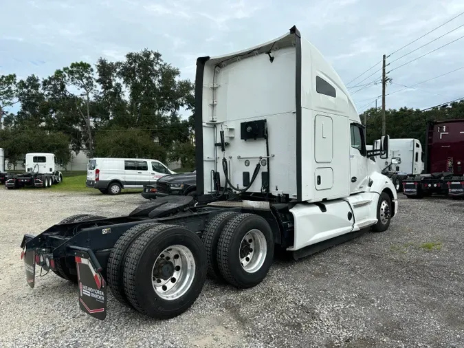 2021 Kenworth T680