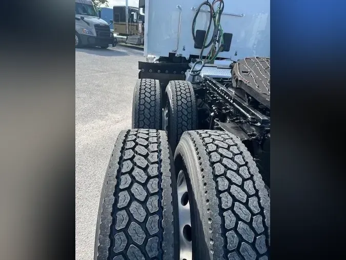 2021 Peterbilt 579
