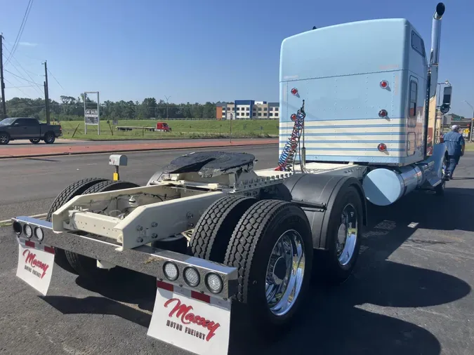 2024 Kenworth W900L