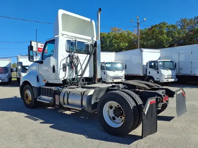 2021 NAVISTAR INTERNATIONAL LT625 DAYCAB S/A