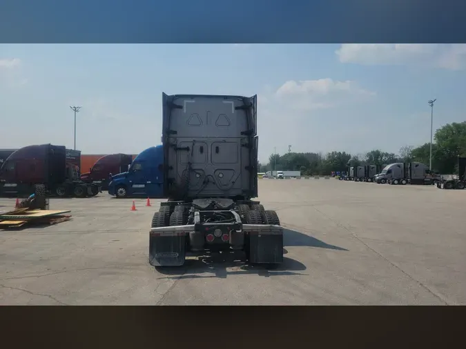 2024 Freightliner Cascadia 126021599a1ef965df3db3435768a8d701f